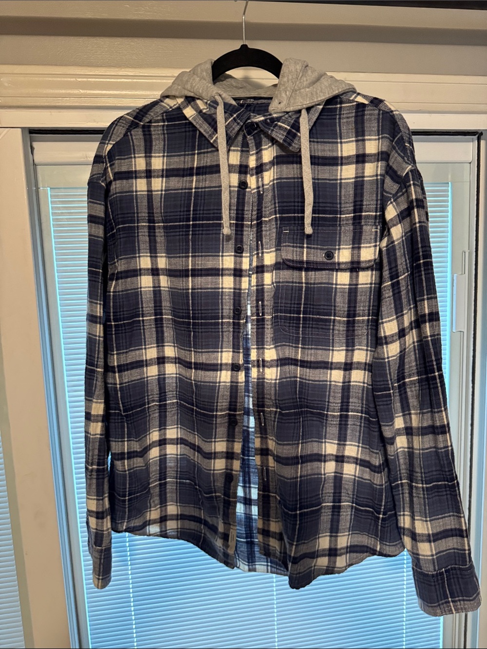 American Eagle Outfitters Navy and White Plaid Hooded Flannel Shirt